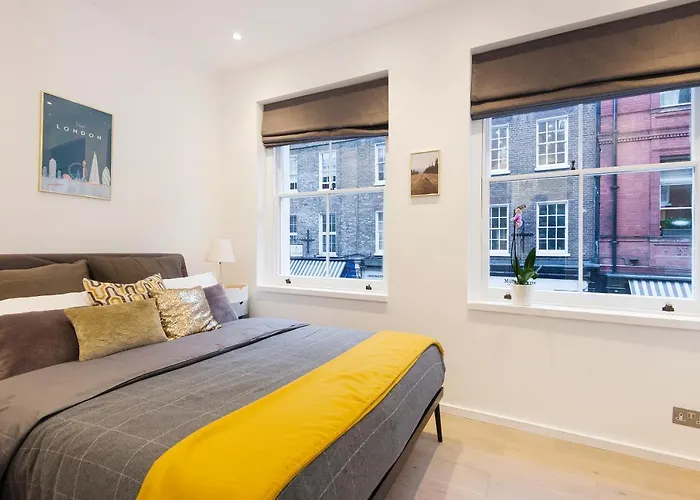 Welcome London Seven Dials