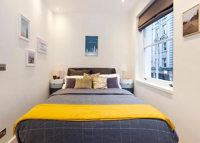 Welcome London Seven Dials